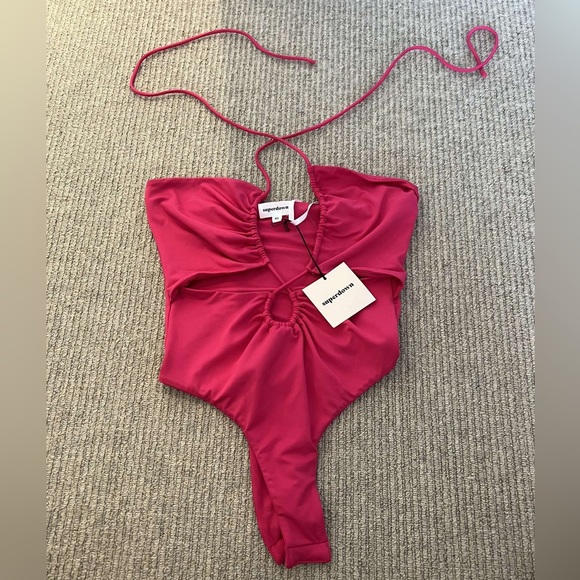 BNWT Superdown valentine strappy bodysuit - Picture 2 of 3